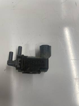 90910-12118 Aisin 1992-95 Genuine Lexus Sc300 Toyota Supra Original Vacuum Valve