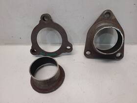 327.gm8x13 Chevrolet Truck 2013 Silverado 1500 5.3l / At Lh And Rh Exhaust Flanges Only