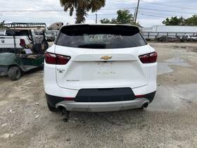 333.gm8y20 Chevrolet Truck Blazer 2020 Muffler 104557052
