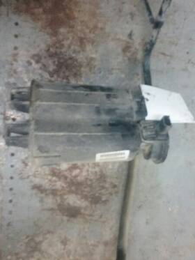 375.ch2l04 Dodge Stratus 2004 Fuel Vapor Canister 901613