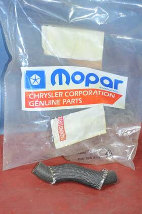 53008400 Dodge Mopar Nos 1990-93 Dakota D150 Air Pump Hose Crossover / Frame Tube 4300873