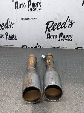 331.ch8m15 Dodge Truck Ram1500 2017 Muffler Exhaust Tips Oem Pair Chrome 1174016