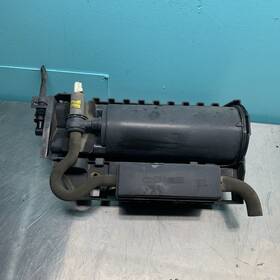 7r3z9d653a Ford 2005-2007 Ranger 4.0l Fuel Evaporator Evap Emissions Canister Oem 7r3z9d653a Ford 2005-2007 Ranger 4.0l Fuel Evaporator Evap Emissions Canister Oem