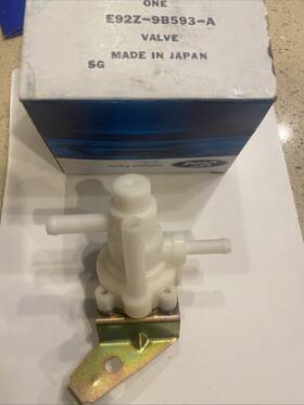 E92z-9b593-a Ford 8341-42-910a New 80-85 Rx7 Gas Tank Pressurizing Cut And Check Valve Made In Japan