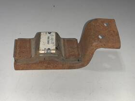 C6az-5260-f Ford 1966 - 1968 Station Wagon Muffler Exhaust Hanger Bracket And Insulator Nos