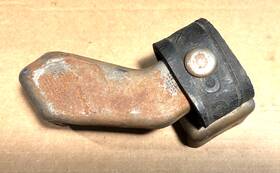 D4dz-5260-a Ford Nos 1974 And Other Maverick 6 Or 8 Exhaust Bracket Insulator D4dz-5260-a Ford Nos 1974 And Other Maverick 6 Or 8 Exhaust Bracket Insulator