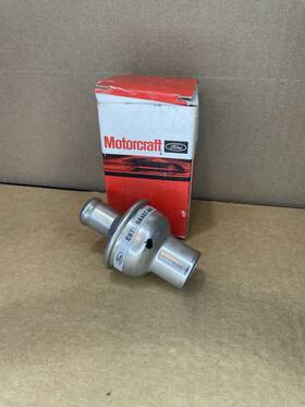 E7tz-9a487-e Ford Nos Motorcraft Engine Exhaust Air Check Valve E7tz-9a487-e Ford Nos Motorcraft Engine Exhaust Air Check Valve