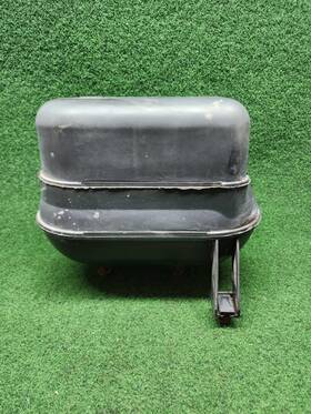 F0te-9e453-aa Ford Fote-9e453-aa 95-97 F250 F350 7.5l 460 Double Vacuum Reservoir Canister Oem F0te-9e453-aa Ford Fote-9e453-aa 95-97 F250 F350 7.5l 460 Double Vacuum Reservoir Canister Oem