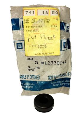12338042 General Motors Genuine Gm Oem Grommet Pvc Valve Cover Engine Emission System