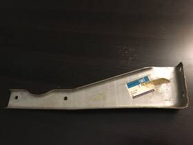 470536 General Motors Gm Nos 1978 Chevy Truck Dual Exhaust Rh Muffler Tailpipe Support Bracket