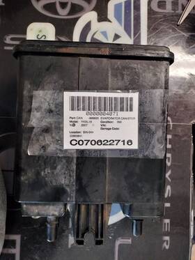 22963840 Gm Trucks 2007 Yukon Xl 1500 Fuel Evaporator Emission Canister # 716 / B044