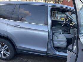 04635tg7a01 Honda 16-22 Pilot Right Rocker With Post Silver Pc Nh830m 3.5l Awd 250k Ex-l 63470 04635tg7a01 Honda 16-22 Pilot Right Rocker With Post Silver Pc Nh830m 3.5l Awd 250k Ex-l 63470