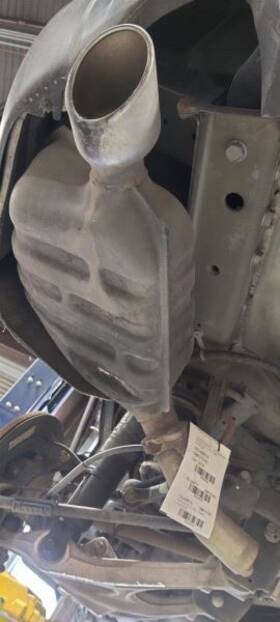 52022398ac Jeep 2014 Grand Cherokee Driver Left Muffler Assembly Oem 52022398ac Jeep 2014 Grand Cherokee Driver Left Muffler Assembly Oem