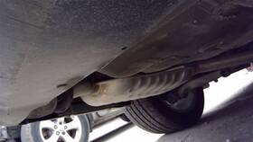 333.ki1e16 Kia Cadenza 2016 Driver Side Muffler 294127