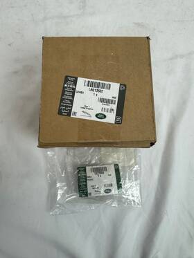 Lr013532 Land-rover Oem 15-21 Range Rr Sport Discovery Reservoir 1337060 Lr013532 Land-rover Oem 15-21 Range Rr Sport Discovery Reservoir 1337060