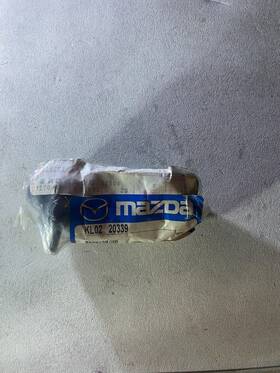 Kl02-20-339 Mazda Genuine Vacuum Container For Protege Kl02-20-339 Mazda Genuine Vacuum Container For Protege