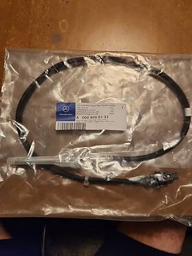 A0009050132 Mercedes-benz Temperature Sensor - New