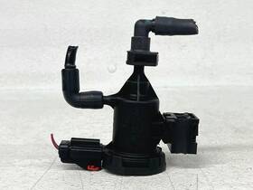 A1664313212 Mercedes-benz 2013-2016 Gl-class Engine Fuel Purge Control Valve Oem Lot2518