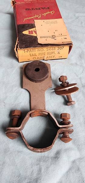 2448307 Mopar 1949 - 1959 Nos Front Tail Pipe Hanger Support And Clamp 8 Cylinders 2448307 Mopar 1949 - 1959 Nos Front Tail Pipe Hanger Support And Clamp 8 Cylinders