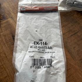 Ek-114 Motorcraft New Pcv Valve Hose Kit Ford E-350 E-450 6.0l Diesel 2004-2010 Ek-114 Motorcraft New Pcv Valve Hose Kit Ford E-350 E-450 6.0l Diesel 2004-2010