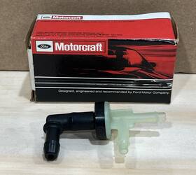 Yg-353 Motorcraft Genuine Ford Vacuum Control Valve-check Valve New Old Stock Yg-353 Motorcraft Genuine Ford Vacuum Control Valve-check Valve New Old Stock