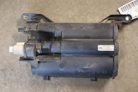 Lr013720 Range Rover 2010-2013 Sport Fuel Evaporator Charcoal Vapor Canister Oem