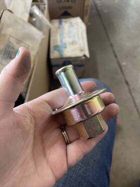 Standard Motor Products 091769002565 Av7 Check Valve Standard Motor Products 091769002565 Av7 Check Valve