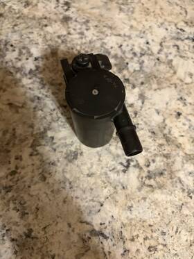 89174ytff Standard Motor Products For 2010-2016 Cadillac Srx Vapor Canister Vent Solenoid Smp 2015 2011