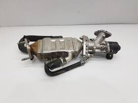 608.to1i22 Toyota Prius 2022 Egr 161166