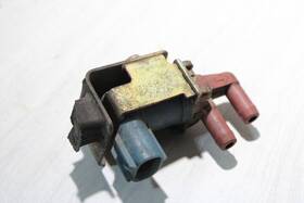 90910-12186 Toyota 9091012186 1997-2002 Corolla 1.8l Vapor Canister Purge Solenoid E75