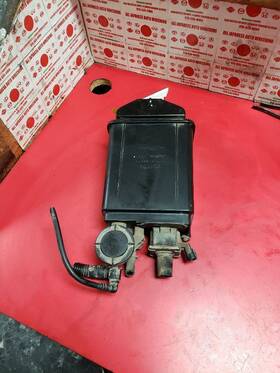 375.to1e01 Toyota Echo 2001 Fuel Vapor Canister 173130