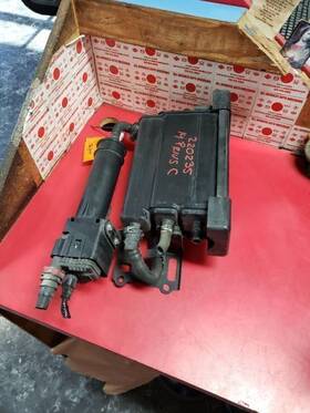 375.to1n14 Toyota Prius 2014 Fuel Vapor Canister 119213
