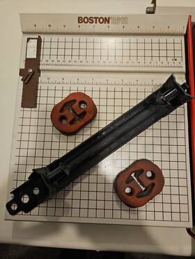 1k0253144an Volkswagen Vw Golf Mk5 Mk6 Gti Muffler Exhaust Hanger Bracket Rubber 1k0253147d