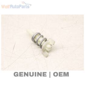 6ru945300 Volkswagen 2020-2023 Vw Atlas Cross Sport - Tail Light Screw / Fastener M8