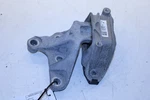 19-25 Chevrolet Blazer 2LT Fwd Left Transmission Mount Support Bracket 84759500. Fixed Price $91.16.