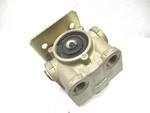 KN28071 New Haldex Air Brake Relay Valve 4.6 Psi Crack Pressure 1/2" Ports. Fixed Price $99.95.