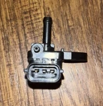 1999-2000 Mazda Miata Oem Fuel Gas Tank Pressure Boost Sensor JE9618211. Fixed Price $19.99.