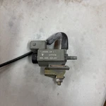 Porsche Panamera 970 Change-over Vacuum Valve 7PP906270 Oem. Fixed Price $70.00.