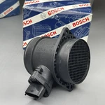 Bosch Oe Mass Air Flow Sensor Maf For 02-07 Volvo S80 C70 V70 V50 S40 XC90 2.5L. Fixed Price $48.55.