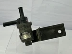 2003-2006 Toyota Matrix Vacuum Switching Valve Assembly Oem 25860-22100. Fixed Price $64.00.